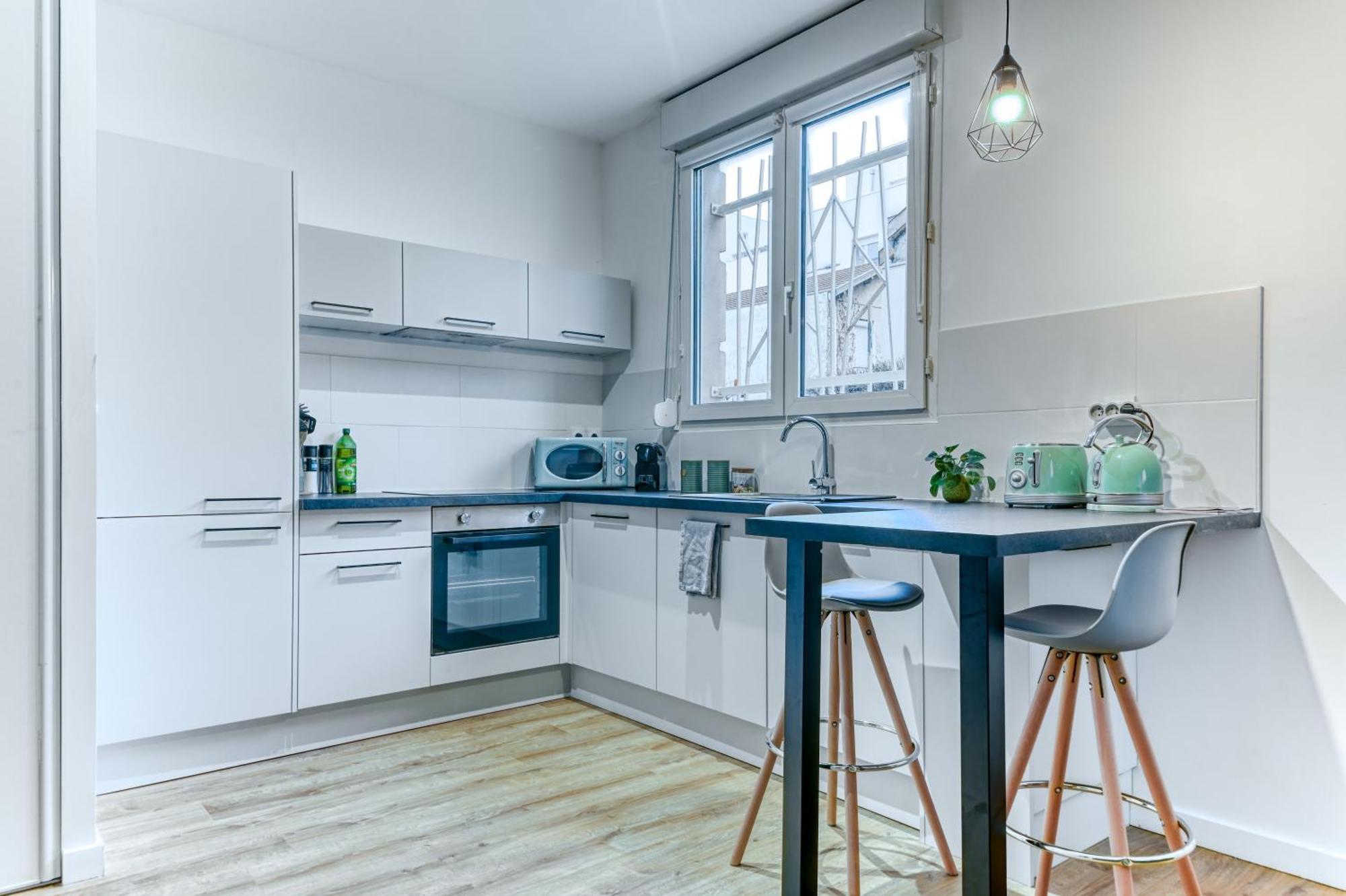 L'Escale Balzac Lägenhet Villeurbanne Exteriör bild