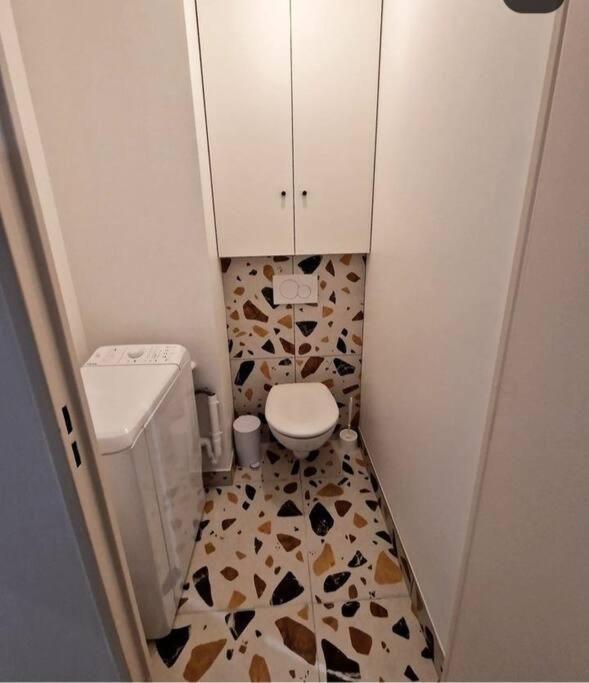 L'Escale Balzac Lägenhet Villeurbanne Exteriör bild